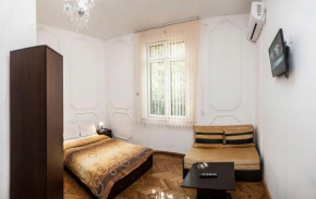 Central GuestRooms Five Corners